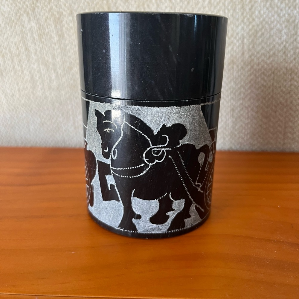 Vintage Etched Black Onyx Cigarette Holder